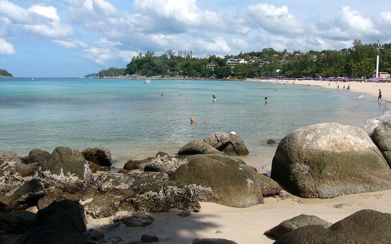 Kata Noi Beach