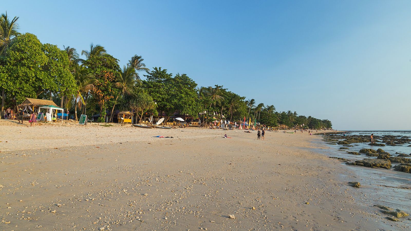 Eilandhoppen in de Andamanzee: 4 routes vanuit Phuket